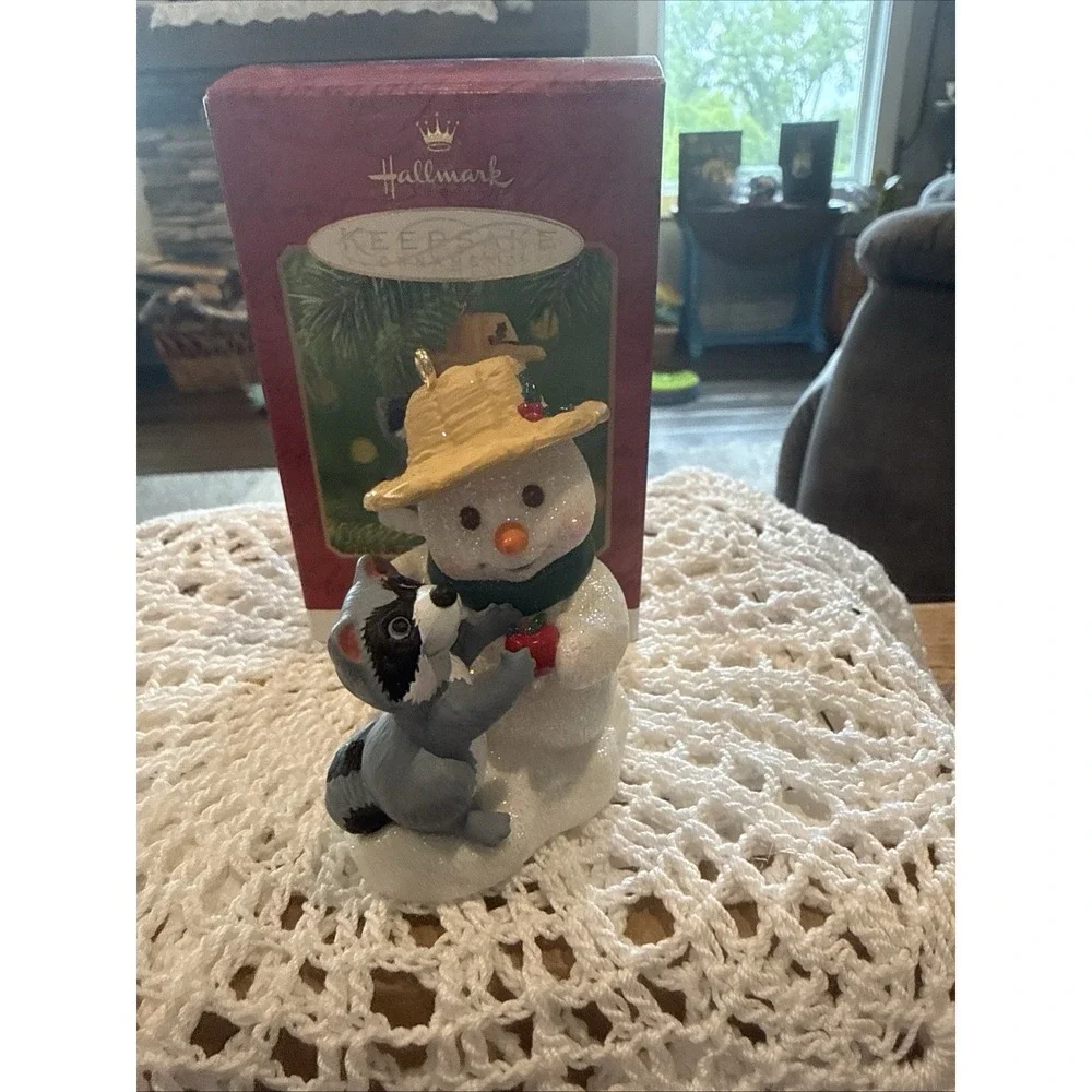 Hallmark Keepsake 2001 Snow Buddies Ornament New in Box